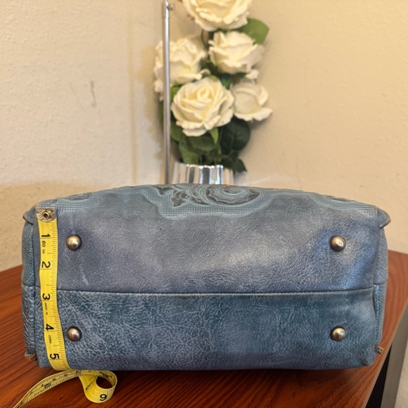 Patricia Nash Blue Tooled Leather Tote - Picture 11 of 13